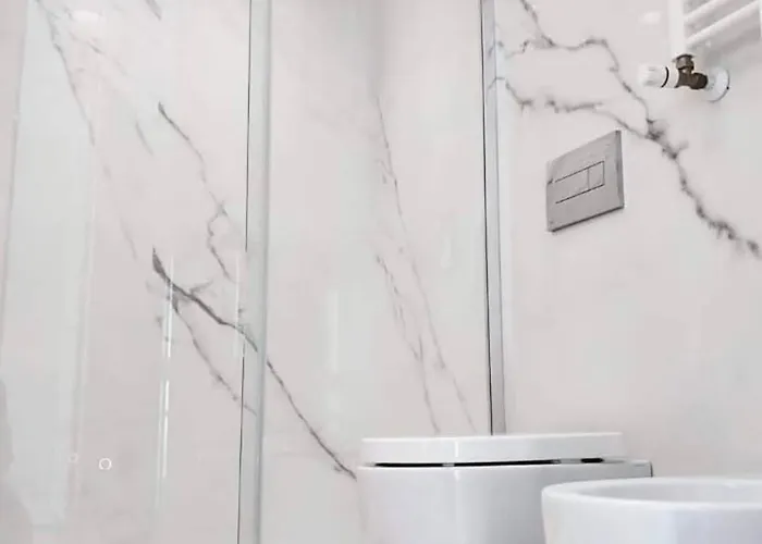 Exceptional Near Vatican Flat With Swimming Pool Rzym
